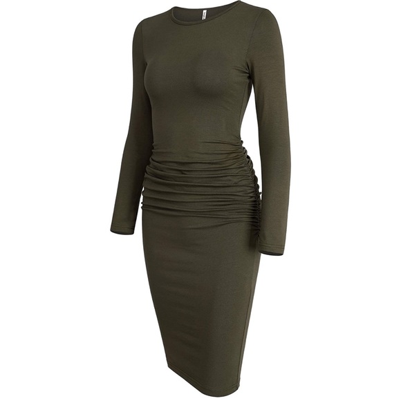 VENUS Dresses & Skirts - NWOT Ruched Bodycon Dress